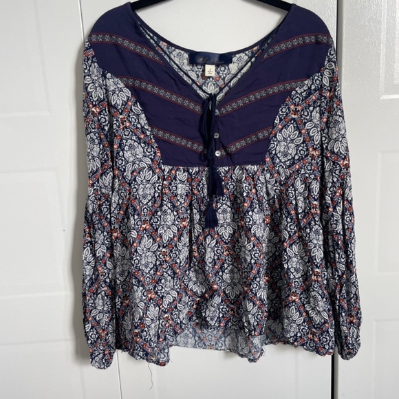 Long sleeve flowy printed top - Picture 5 of 6